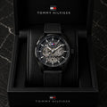 Tommy Hilfiger skeleton